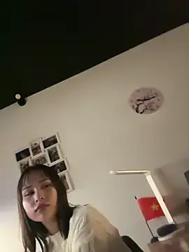 Just-Lilly — show ass