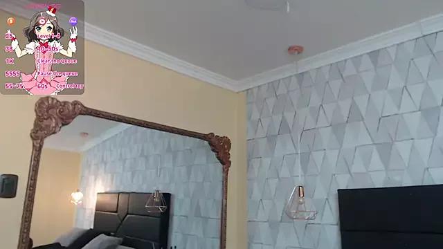 JustinePerry on StripChat 