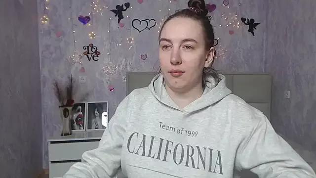 KaleyReed on StripChat 