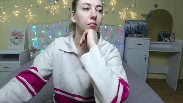 KaleyReed on StripChat 