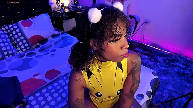 Freechat kary_bunny3 on StripChat