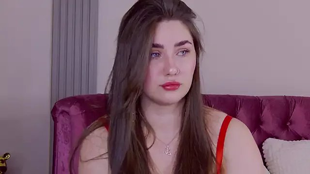 Freechat KiraBarlows on StripChat