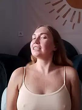Freechat KisaVixen on StripChat
