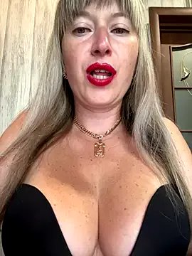 Freechat Kittenforyou on StripChat