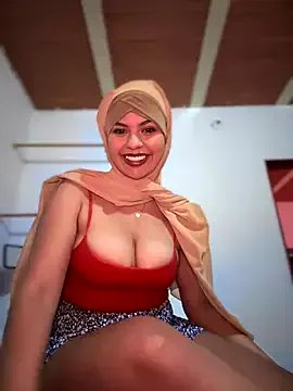 lalilamassu1 on StripChat 