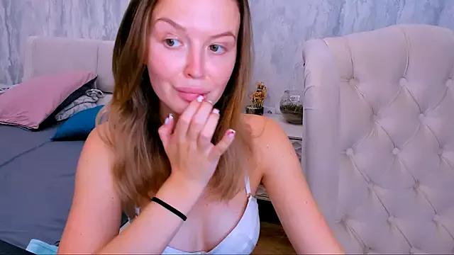 Freechat LaurennHill on StripChat