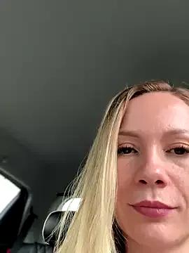 Freechat LavenderHot on StripChat