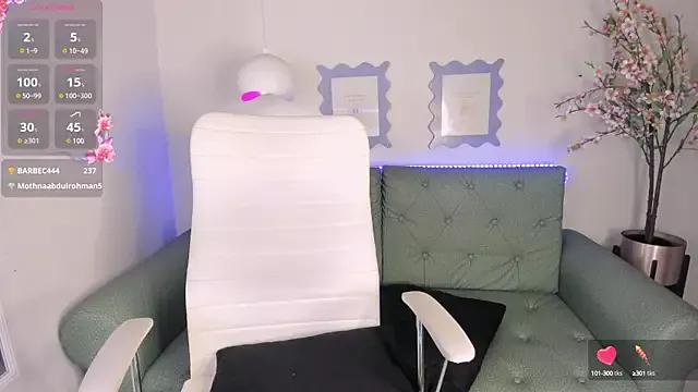 leila_whisper on StripChat 