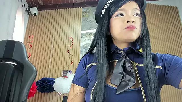 Lili_16 on StripChat 