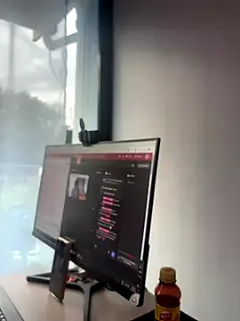 lilith_cut3 on StripChat