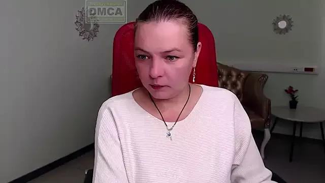 Lily_flower7 on StripChat