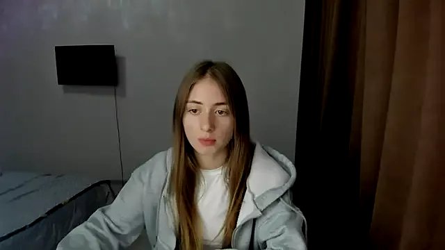 LilyHaart on StripChat 