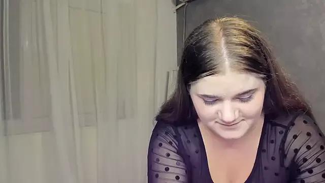 Freechat LissaBigTitts on StripChat