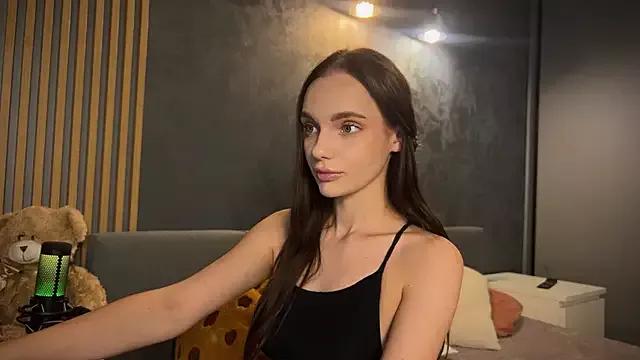 litlle_angelll on StripChat 