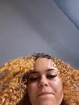 Lolacavalona on StripChat