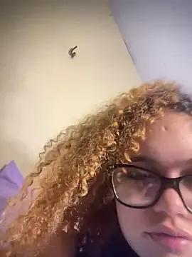 Lolacavalona on StripChat