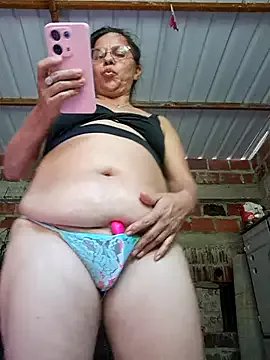 Freechat Lucerito-Hot on StripChat