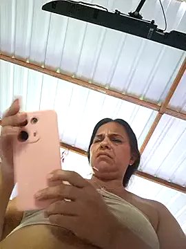 Freechat Lucerito-Hot on StripChat