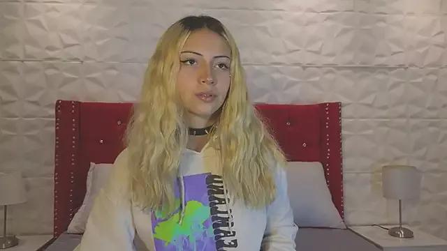 Freechat Lucy_n_pink on StripChat