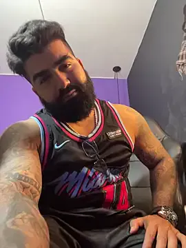 Lyon_vach on StripChat