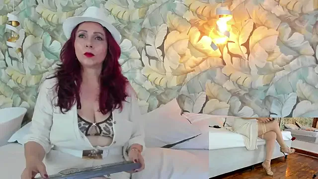 Madame_Angelic_1 — flas h tetis