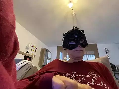 Marilou1983 on StripChat 
