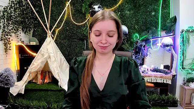 Freechat MayaSinabon on StripChat