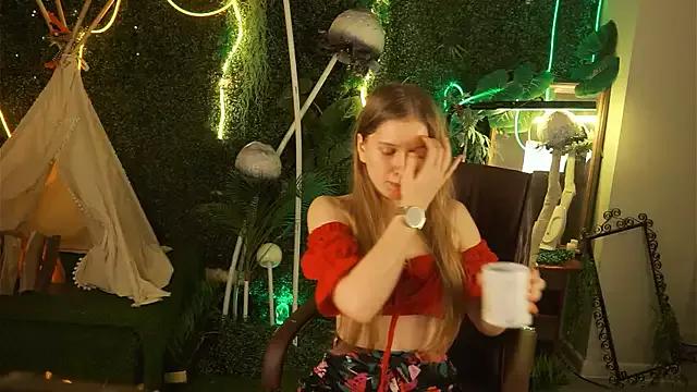 Freechat MayaSinabon on StripChat