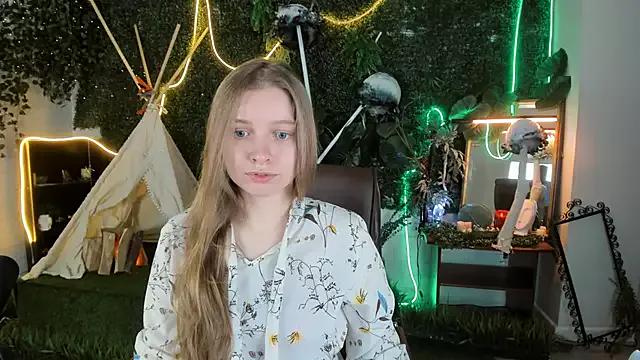 Freechat MayaSinabon on StripChat