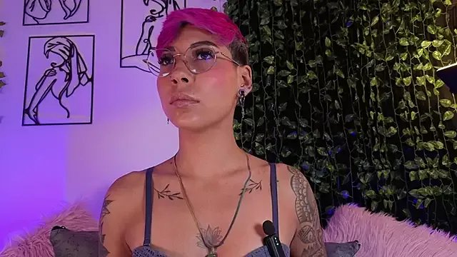 MiaMorgan_ on StripChat 