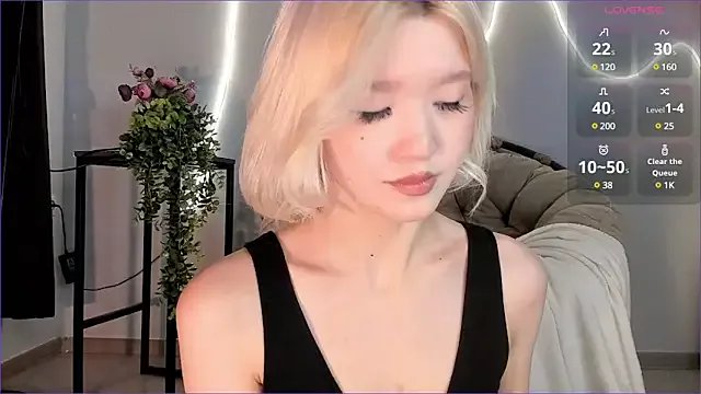 milli_sun_ on StripChat 