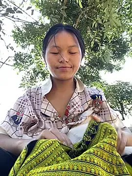 Freechat milo_bae on StripChat