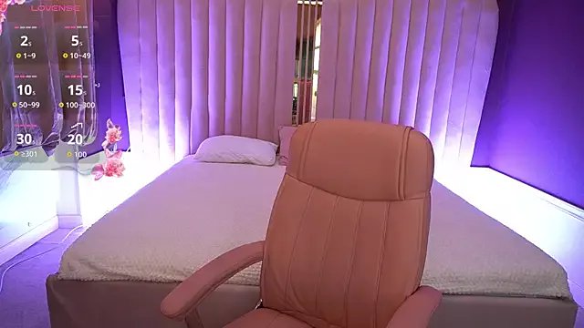 MirielleNymph on StripChat 