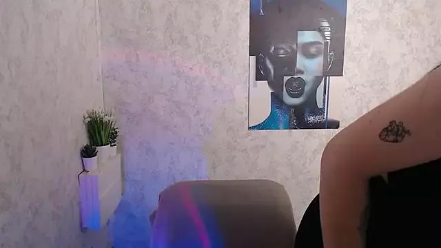 Freechat MisssShy_ on StripChat