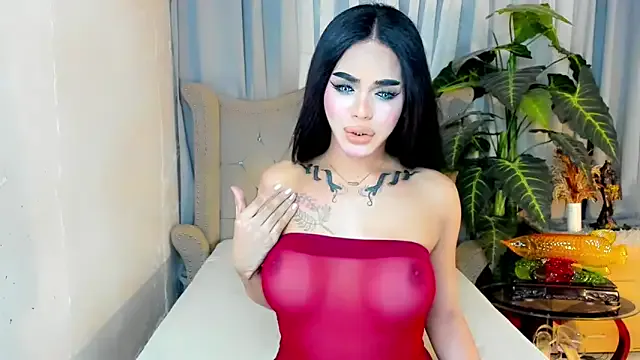 MochaliciousTransOnTop — YOUR MISTRESS IS ON FIRE