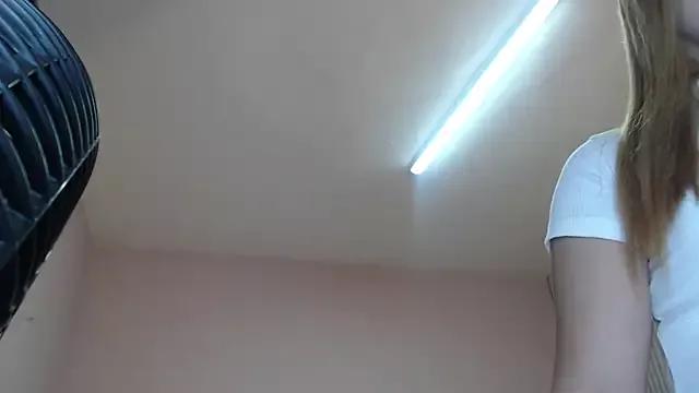 Freechat MollyCruz on StripChat