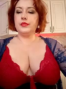 mom4you on StripChat 