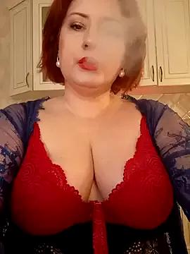 mom4you on StripChat 