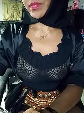 nadia__abaud on StripChat 