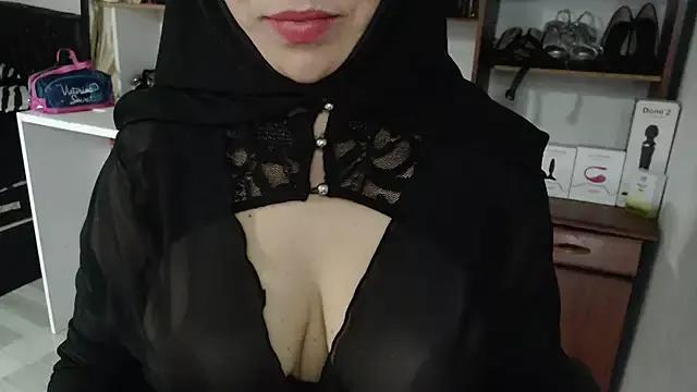 nadia__abaud on StripChat 