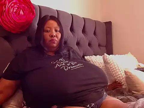 nancy111 on StripChat 