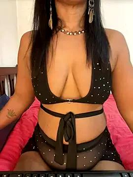 Freechat naughtyjaanu on StripChat