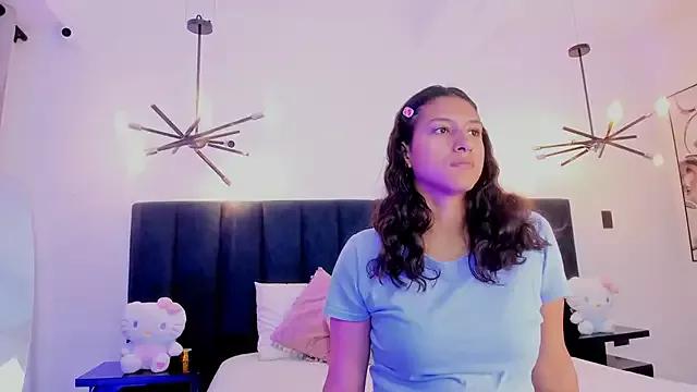 niia7 on StripChat 
