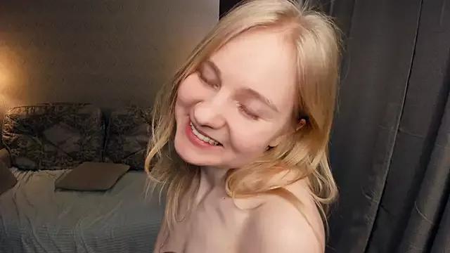 OdelinaFicken on StripChat 