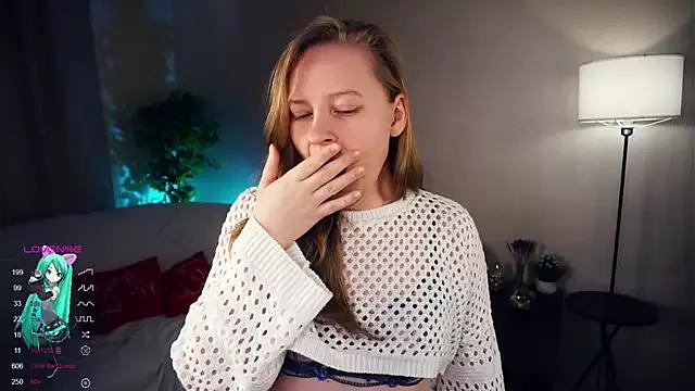 OdiliaDeary on StripChat 