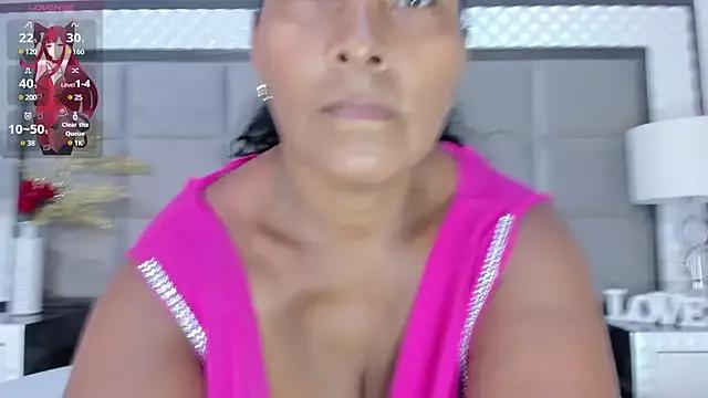 Freechat OliviaBurning on StripChat