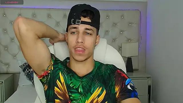 orionblaze69_ on StripChat 