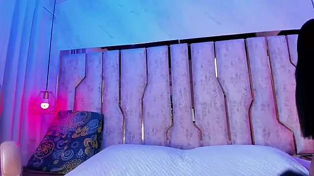 Freechat paulina_cano on StripChat