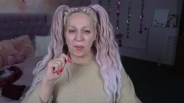 Penelope_Pinky on StripChat 