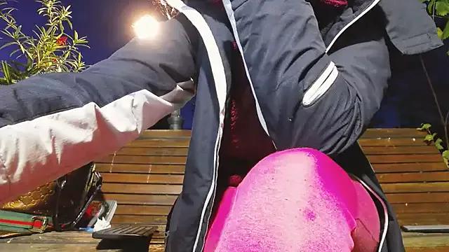 Freechat PublicMellyBigLabia on StripChat